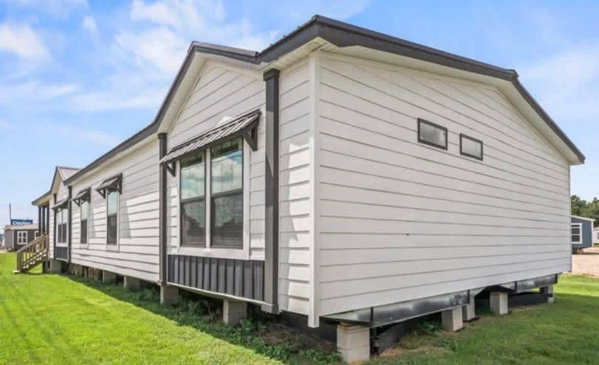 Mobile Home Exterior